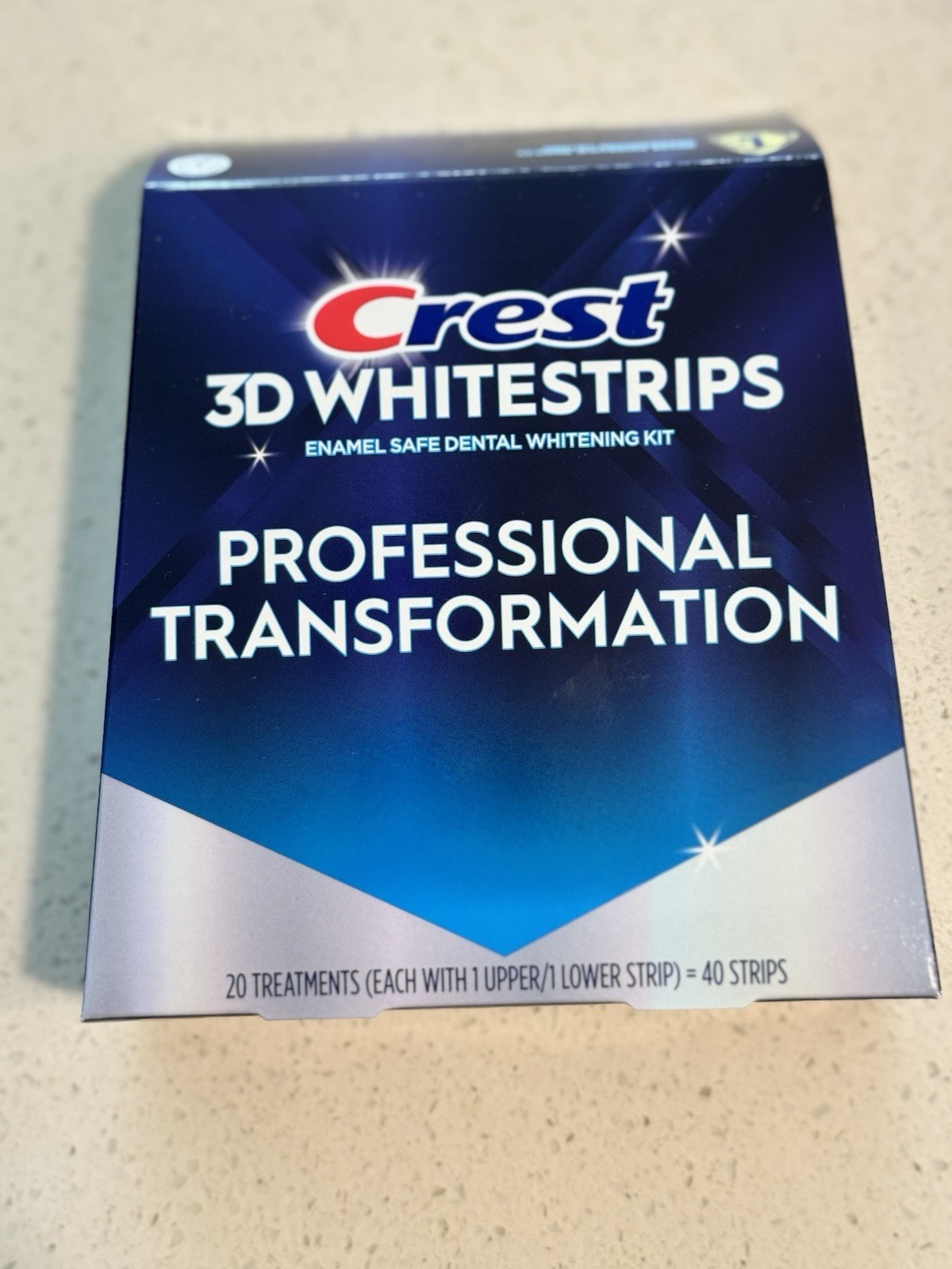 CREST 3D WHITESTRIPS PROFESSIONAL TRANSFORMATION 20 TREATEMENTS 40 STRIPS